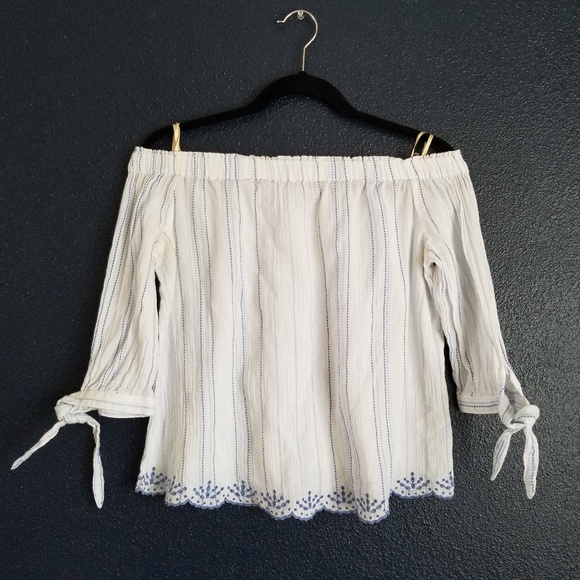 Wit & Wisdom Tops - Wit & Wisdom Off the Shoulder Embroidered Boho Top